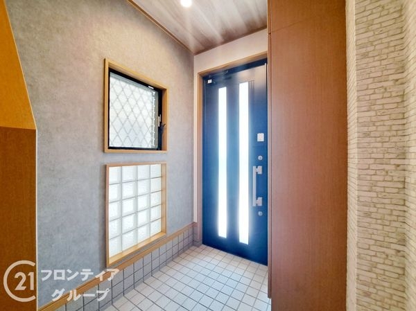 大阪市平野区加美鞍作1丁目の中古一戸建て(玄関)