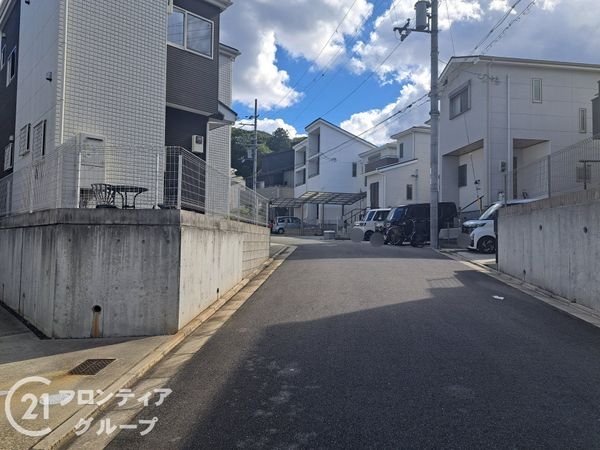 東大阪市池之端町　中古一戸建て