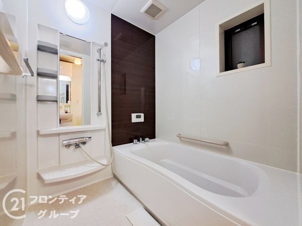 八尾市萱振町７丁目　中古一戸建て