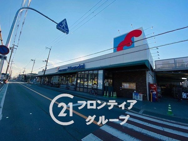 八尾市水越3丁目の中古一戸建て(万代楽音寺店)