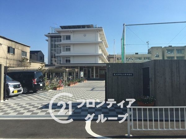 東大阪市若江西新町３丁目　新築一戸建て(東大阪市立小阪中学校)