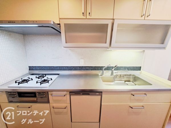 八尾市栄町２丁目　中古一戸建て