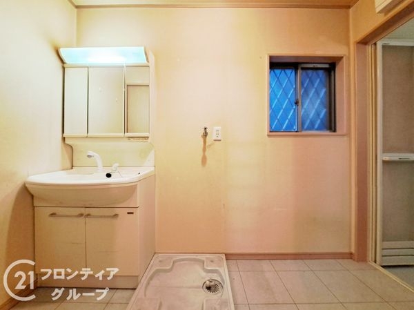 東大阪市上四条町の中古一戸建て