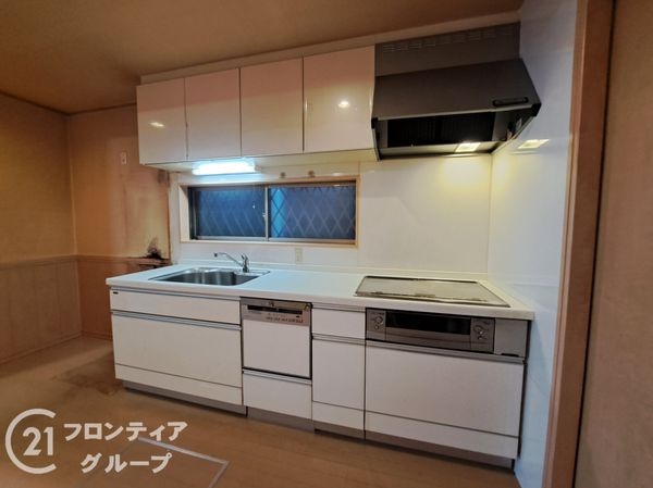 東大阪市上四条町　中古一戸建て