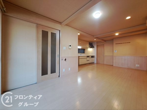 東大阪市上四条町　中古一戸建て