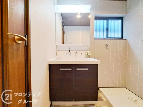 東大阪市御厨栄町２丁目の中古一戸建て