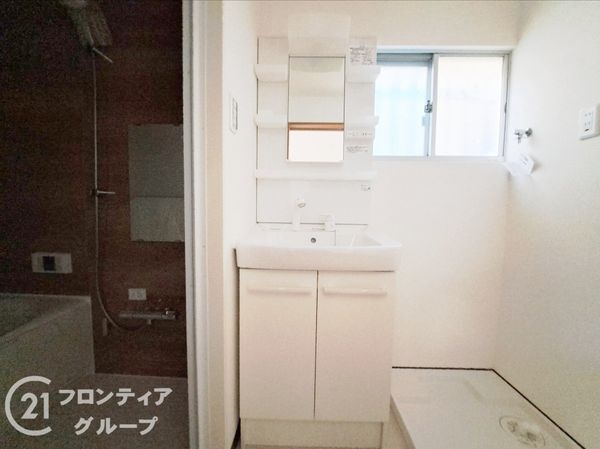東大阪市東鴻池町４丁目の中古一戸建て