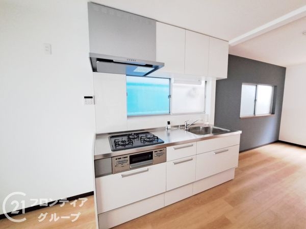 東大阪市東鴻池町４丁目　中古一戸建て