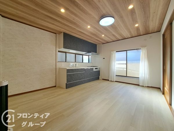 八尾市宮町１丁目　中古一戸建て