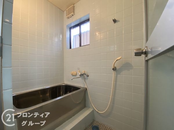 東大阪市岩田町５丁目　中古一戸建て