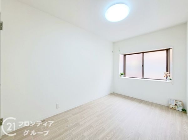 東大阪市御厨西ノ町１丁目の中古一戸建て