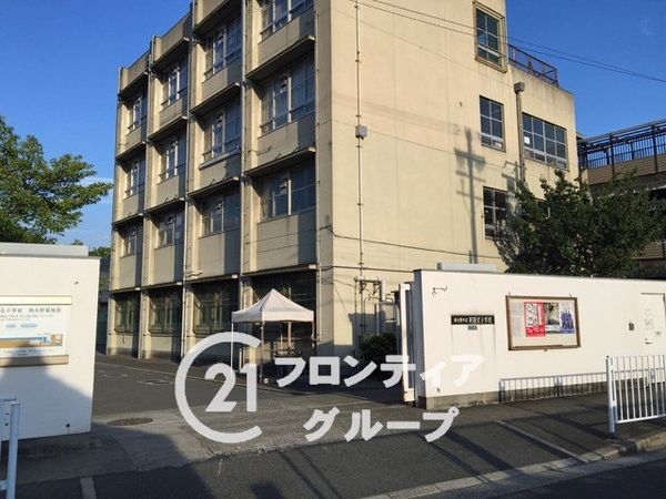 ローレルスクエア近鉄吉田２番館　中古マンション(東大阪市立英田北小学校)