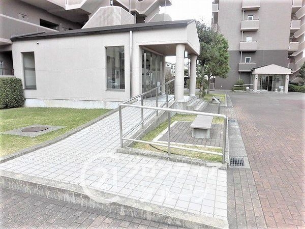 ローレルスクエア近鉄吉田２番館　中古マンション