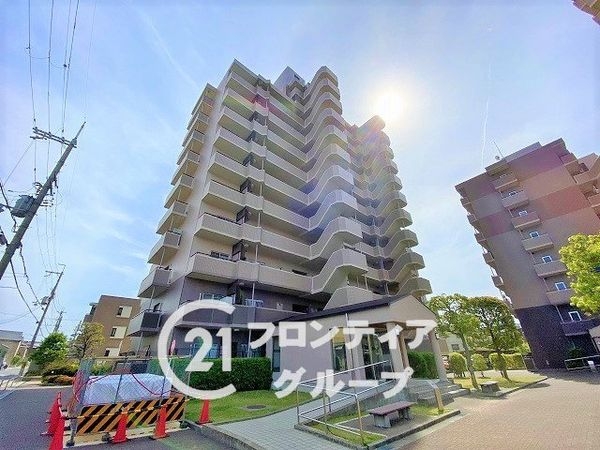 ローレルスクエア近鉄吉田２番館　中古マンション