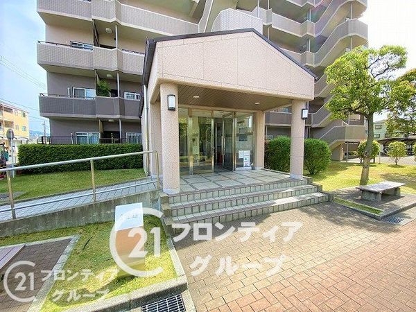 ローレルスクエア近鉄吉田２番館　中古マンション