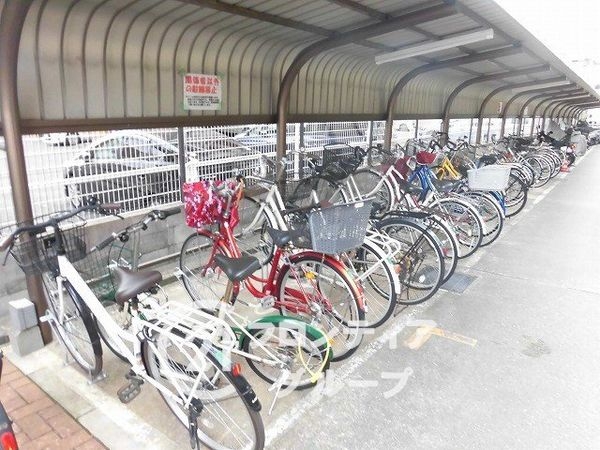 ローレルスクエア近鉄吉田２番館　中古マンション