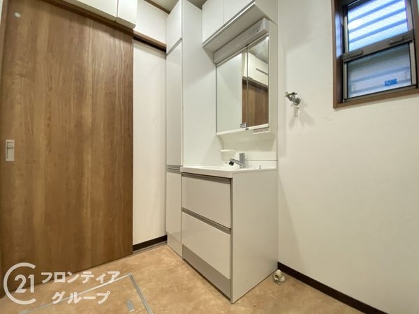 八尾市植松町１丁目の中古一戸建て