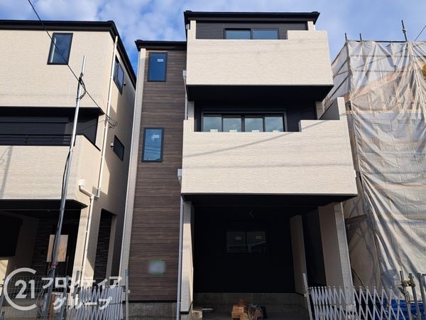 八尾市安中町９丁目　新築一戸建て　１期　2号棟