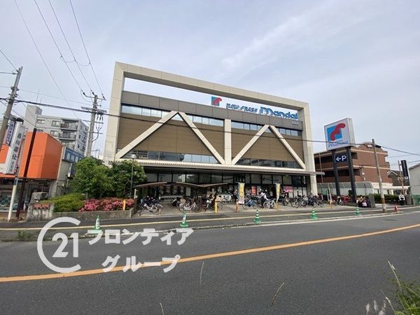 八尾市曙町３丁目の中古一戸建て(万代志紀店)