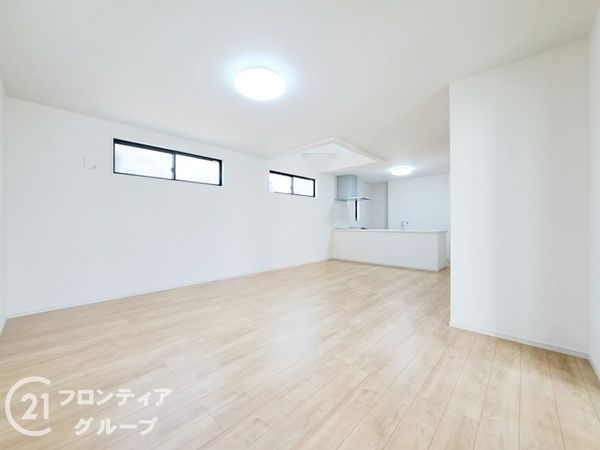 大阪市平野区瓜破西２丁目　新築一戸建て　4号棟