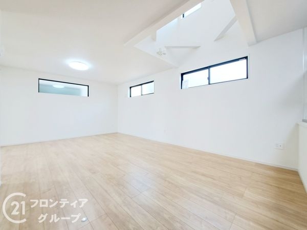 大阪市平野区瓜破西２丁目　新築一戸建て　4号棟