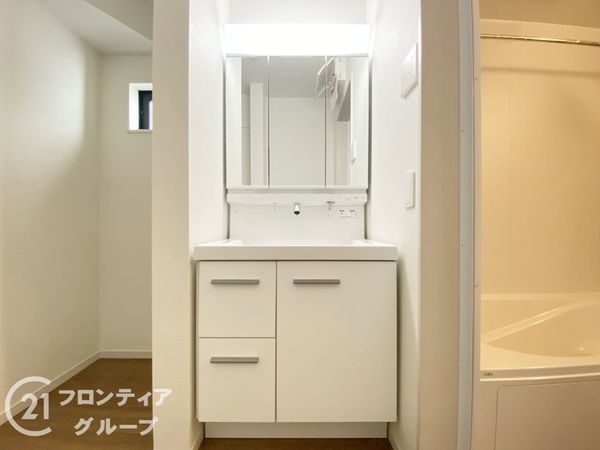 大阪市平野区瓜破西２丁目　新築一戸建て　3号棟