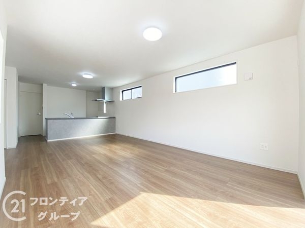 大阪市平野区瓜破西２丁目　新築一戸建て　3号棟