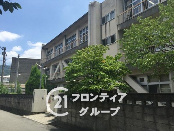 東大阪市本町の中古一戸建て(東大阪市立縄手北小学校)
