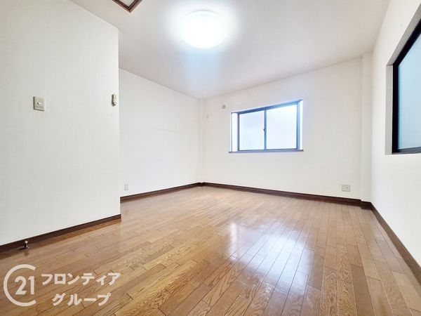 東大阪市本町の中古一戸建て
