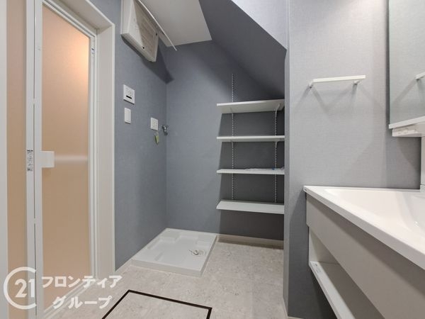 東大阪市花園東町２丁目　新築一戸建て
