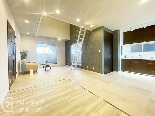 東大阪市出雲井本町の中古一戸建て