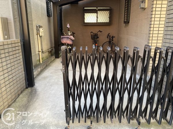 八尾市旭ケ丘２丁目の中古一戸建て