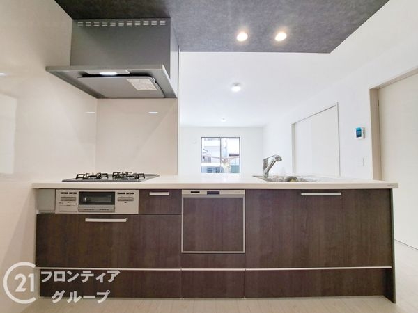 東大阪市玉串町西１丁目　新築一戸建て　１期　１号棟