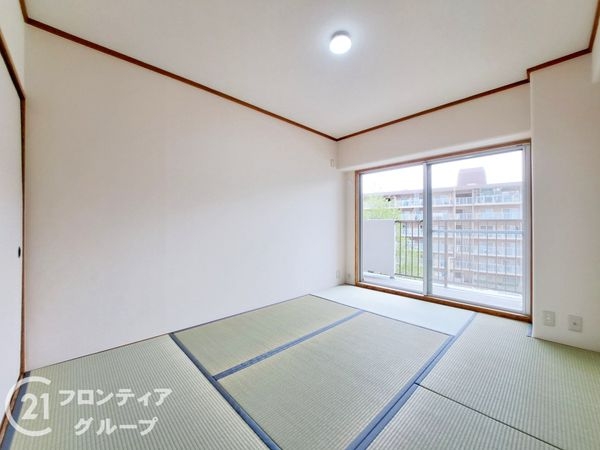 小阪パークハイツ弐号棟　中古マンション