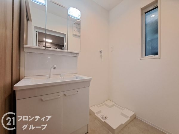 八尾市東弓削１丁目　新築一戸建て