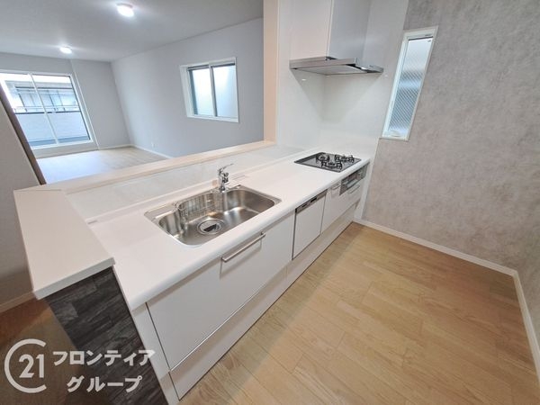 八尾市東弓削１丁目　新築一戸建て