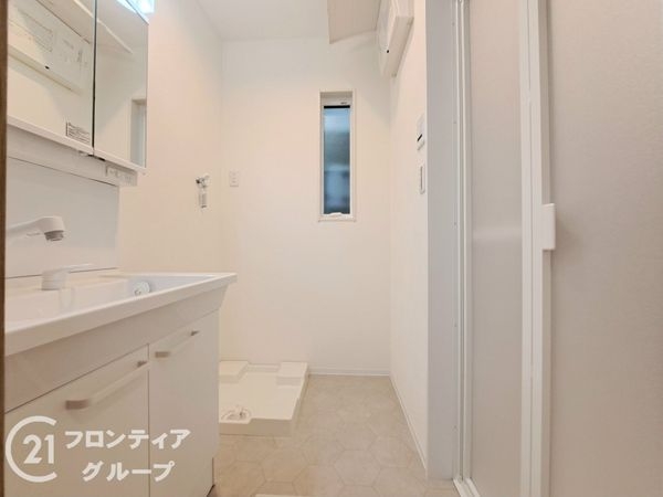 八尾市東弓削１丁目　新築一戸建て