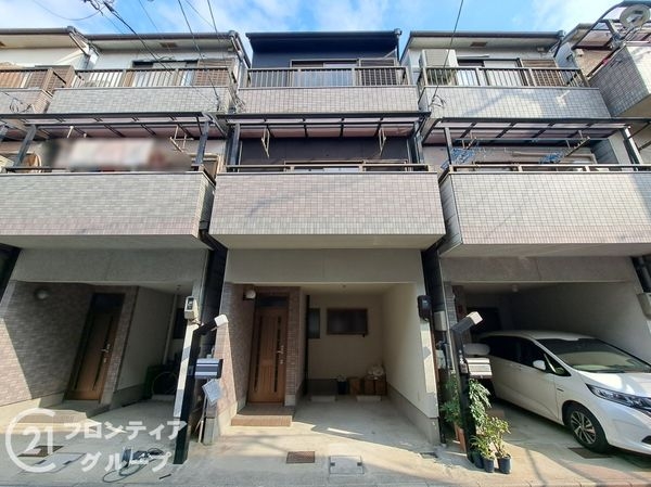 東大阪市東鴻池町５丁目　中古一戸建て