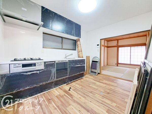 東大阪市東鴻池町５丁目　中古一戸建て