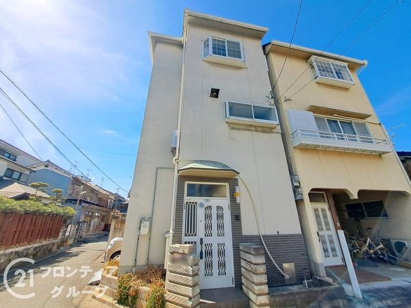 東大阪市吉田３丁目　中古一戸建て