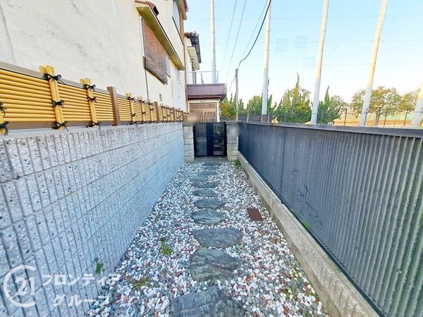 東大阪市花園東町３丁目　中古一戸建て