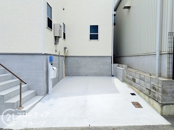 八尾市東弓削１丁目　新築一戸建て