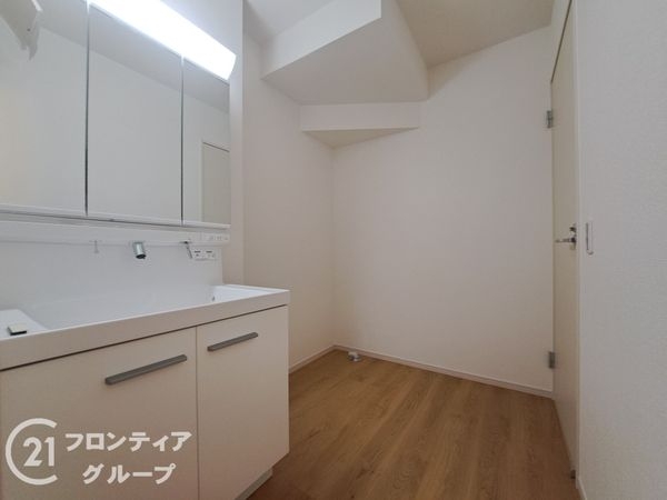 東大阪市元町２丁目　新築一戸建て　１期　２号棟