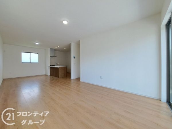 東大阪市元町２丁目　新築一戸建て　１期　３号棟