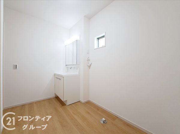 東大阪市元町２丁目　新築一戸建て　１期　１号棟