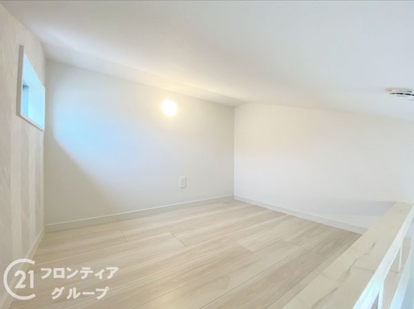 東大阪市東鴻池町５丁目　新築一戸建て　全１区画