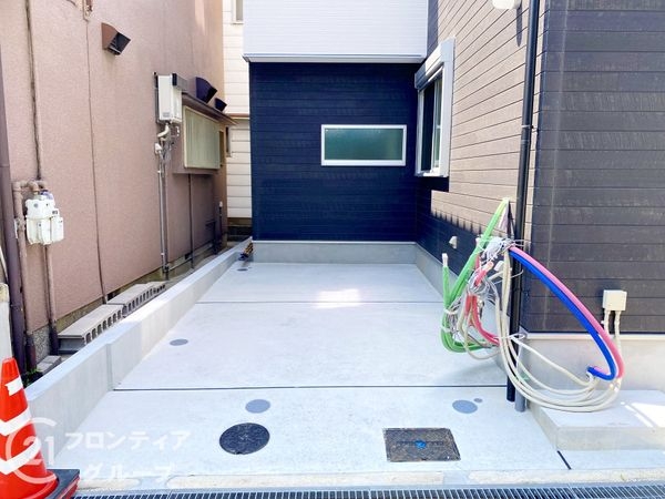 東大阪市東鴻池町５丁目　新築一戸建て　全１区画