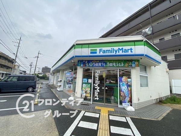 八尾市刑部４丁目　新築一戸建て　１期　３号棟(ファミリーマート八尾木北六丁目店)