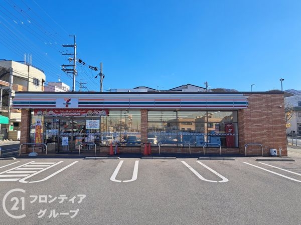東大阪市下六万寺町３丁目　新築一戸建て　全1区画(セブンイレブン東大阪下六万寺町店)