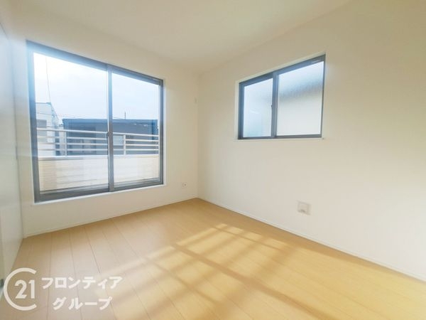 東大阪市下六万寺町３丁目　新築一戸建て　全1区画